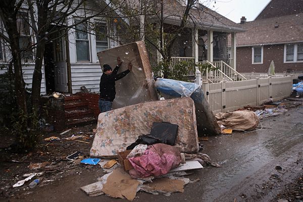 Nowy Jork: Staten Island zdewastowana przez huragan Sandy