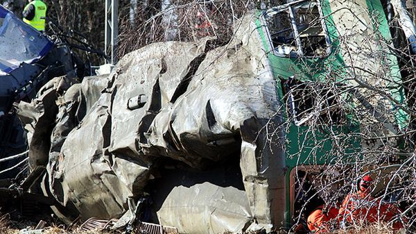 Wrak jednej z lokomotyw