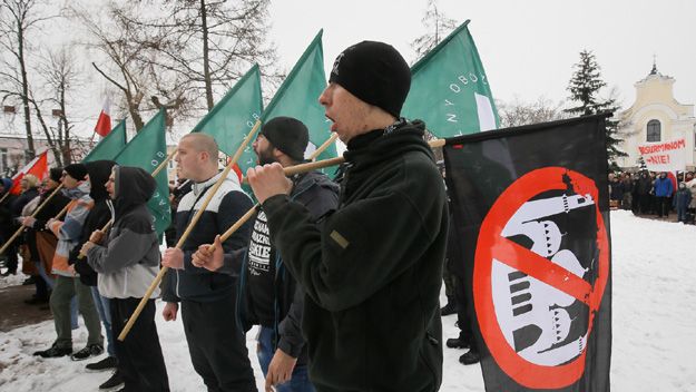 Demonstracja antyimigrancka, zorganizowana przez Ruch Narodowy, Stowarzyszenie Rodzin "Polska Pamięć i Tożsamość" i ONR