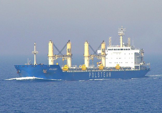Akcja ratunkowa na morzu Karaibskim. Polski statek MS "Kujawy" uratował trzech mężczyzn