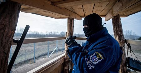 Węgry: zatrzymano dwie kobiety poszukiwane listami gończymi za terroryzm