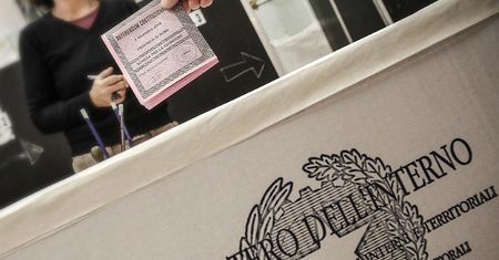 Afera wokół ołówków używanych w czasie referendum we Włoszech. Piosenkarz Piero Pelu: ołówek można łatwo zetrzeć