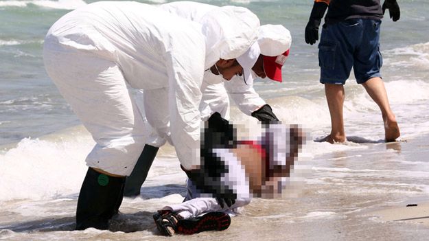 Morze wyrzuciło na brzeg ponad 80 ciał, dramat uchodźców trwa