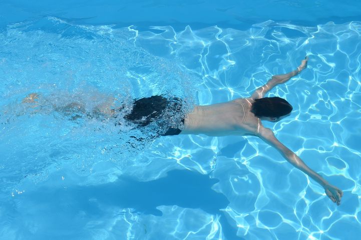 Pływanie świetnie wspiera proces odchudzania