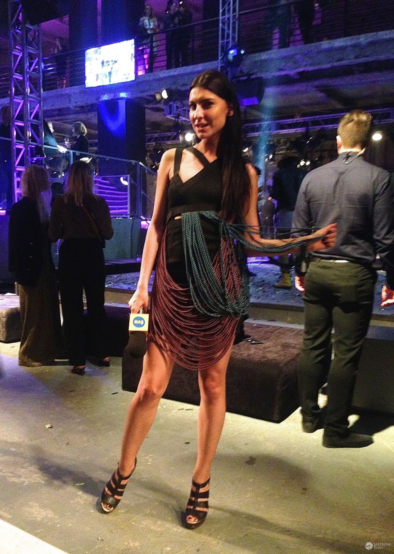 Basia Pasek w sukience Jacob na pokazie Balmain x H&M w Nowym Jorku