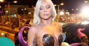 Lady Gaga jak grecka bogini. Ona wie, jak zrobić spektakularne wrażenie