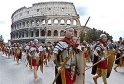 W wodzie, winie, błocie