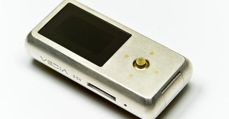 Polski player Vedia za 22.000 zł
