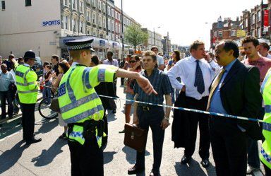 Policja wypuściła zatrzymanych po zamachach w Londynie