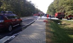 Śmiertelny wypadek na trasie Turek-Kalisz. Zderzenie trzech aut w Celestynach