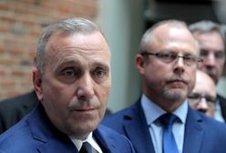 Schetyna tłumaczy nieobecność u prezydenta. "SMS-em zaprosił, by zmieniać konstytucję"