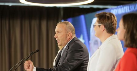 Kacprzak: "Grzegorz Schetyna ma z czego się tłumaczyć" [OPINIA]