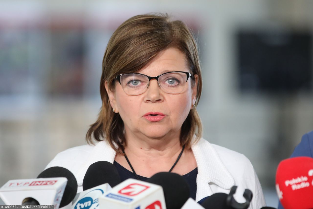 Izabela Leszczyna podczas debaty wyborczej TVN. Kim jest reprezentantka Koalicji Obywatelskiej?