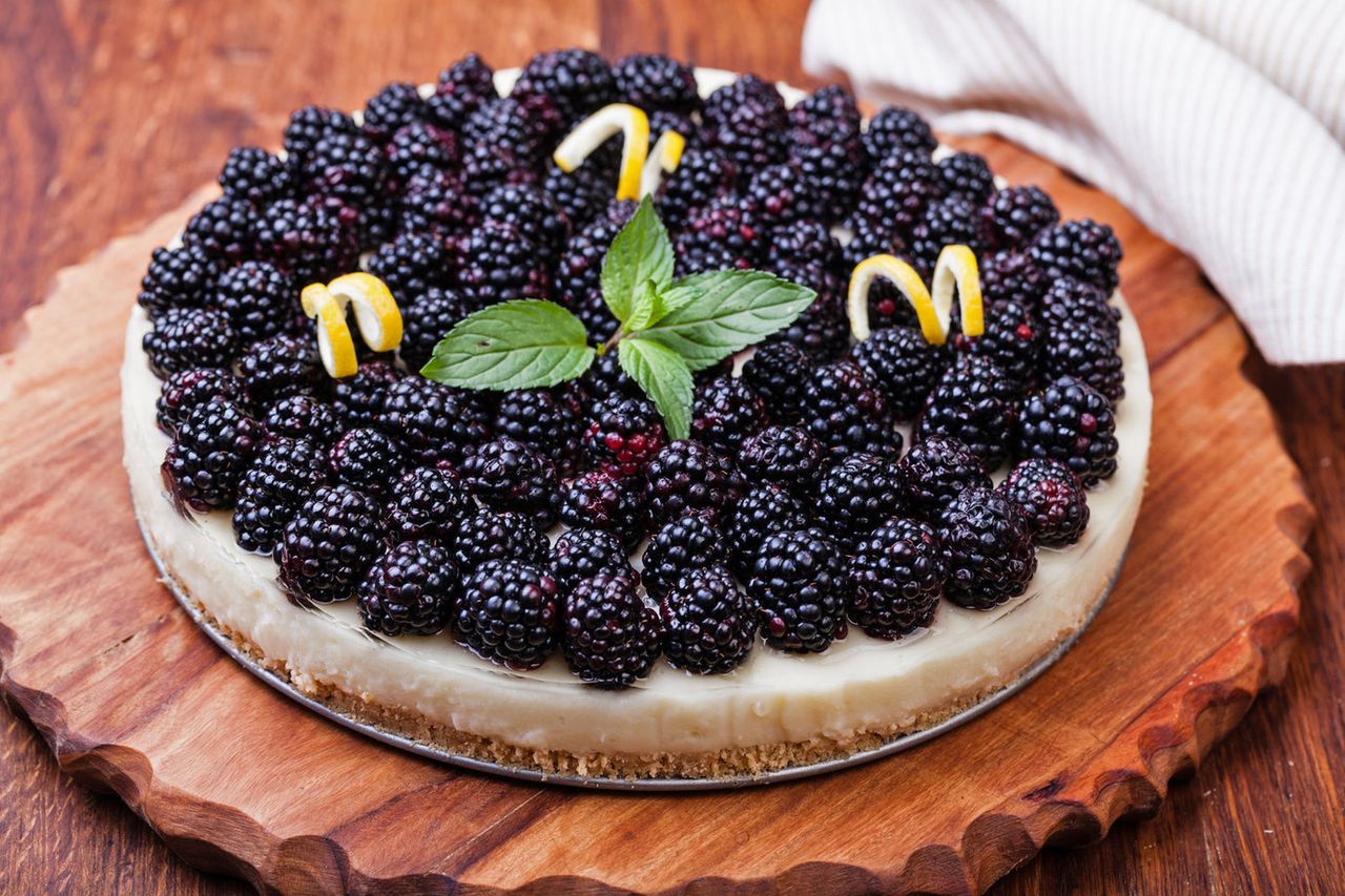 Tarta z jeżynami