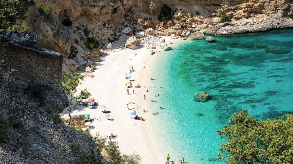 Na najpiękniejszej plaży na Sardynii wprowadzono limit turystów