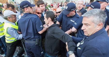 Internauci WP nie mają wątpliwości ws. Frasyniuka. Sonda