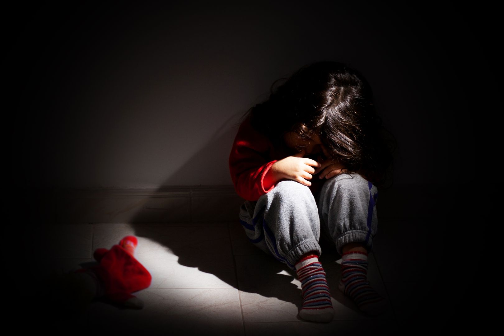 10-latka zgwałcona w Wiedniu. "Sfilmował akt komórką"