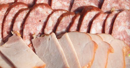 Delikatesy Centrum z własną marką wędlin z wyższej półki