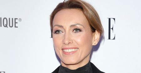 Anna Kalczyńska utonęła w ciemnych kolorach