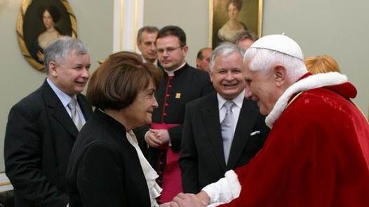 Jarosław i Lech Kaczyńscy mieli wielki szacunek dla swojej matki