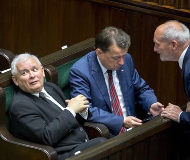 Antypolski patriotyzm PiS. Jacek Żakowski: Kaczyński zachowuje się jak dzieciak