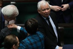 PiS szybko odrabia straty. Ale za rogiem czai się "pułapka". Nowe sondaże