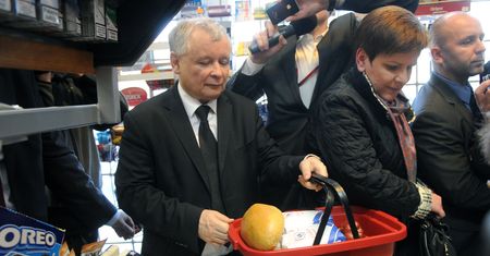 Porównaliśmy ceny ze sklepu, gdzie zakupy robił Kaczyński. Jak wygląda rachunek za rządu PiS?