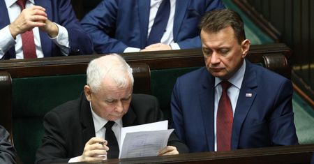 Emerytury. Obniżyli świadczenie Kaczyńskiego, ile dostaje?