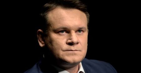 Tarczyński kłóci się o uchodźców w brytyjskiej telewizji. "Weźcie ich wszystkich do Niemiec"