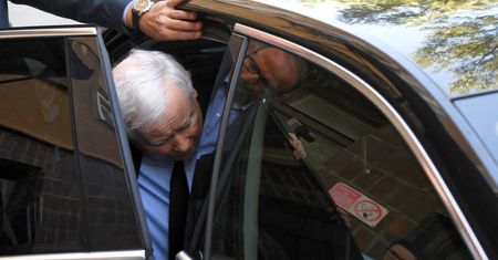 Nowe informacje nt. stanu zdrowia Jarosława Kaczyńskiego. "Jego stan zagrażał jego życiu"