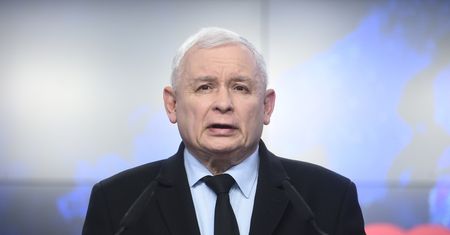 Niecny plan PiS. Z pomocą prezydenta chce się pozbyć konkurencji
