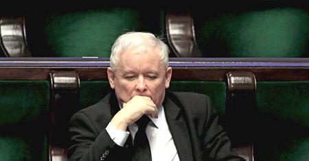 Jarosław Kaczyński stanie przed prokuratorem. Będzie musiał odpowiedzieć na ważne pytanie