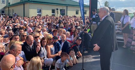 Prezes PiS na pikniku rodzinnym. "My nie chcemy wojny, musimy się porozumieć"