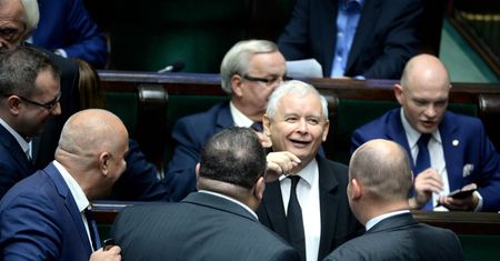 PiS miało się bardzo dobrze, ale tak świetnie jeszcze nie było. Nowy sondaż