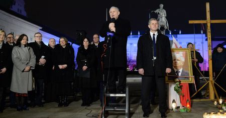 Polacy powiedzieli, co naprawdę myślą o rocznicach i miesięcznicach smoleńskich
