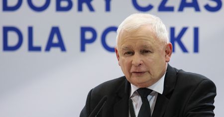 Nie będzie śledztwa w sprawie "wież Kaczyńskiego". Giertych: "idziemy do sądu"