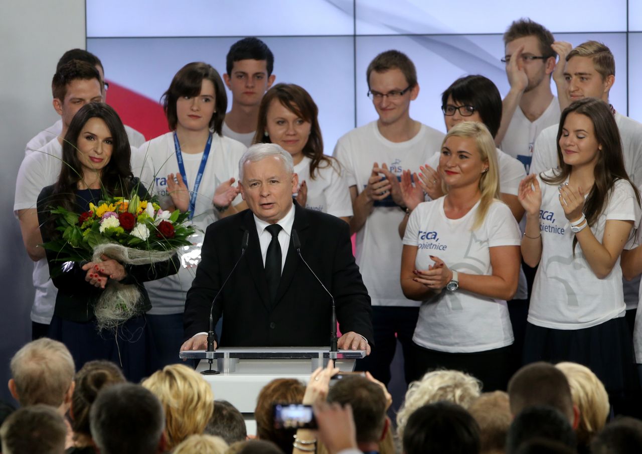 Wybory parlamentarne 2019. "Hojny populizm" - tak zagraniczne media tłumaczą sukcesy PiS