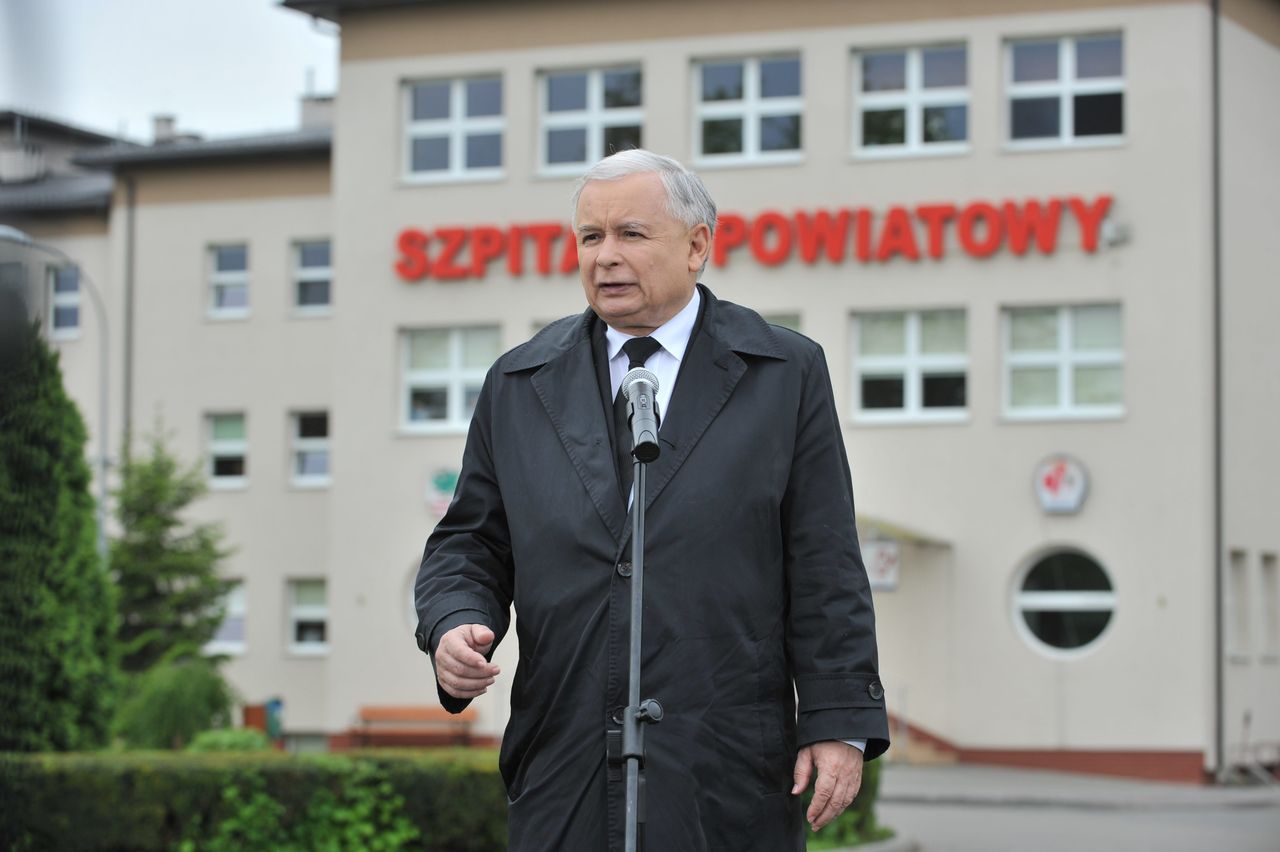 Garwolin. Jarosław Kaczyński obwiniał Donalda Tuska o zapaść w służbie zdrowia. Sprawdziliśmy szpital, który odwiedził