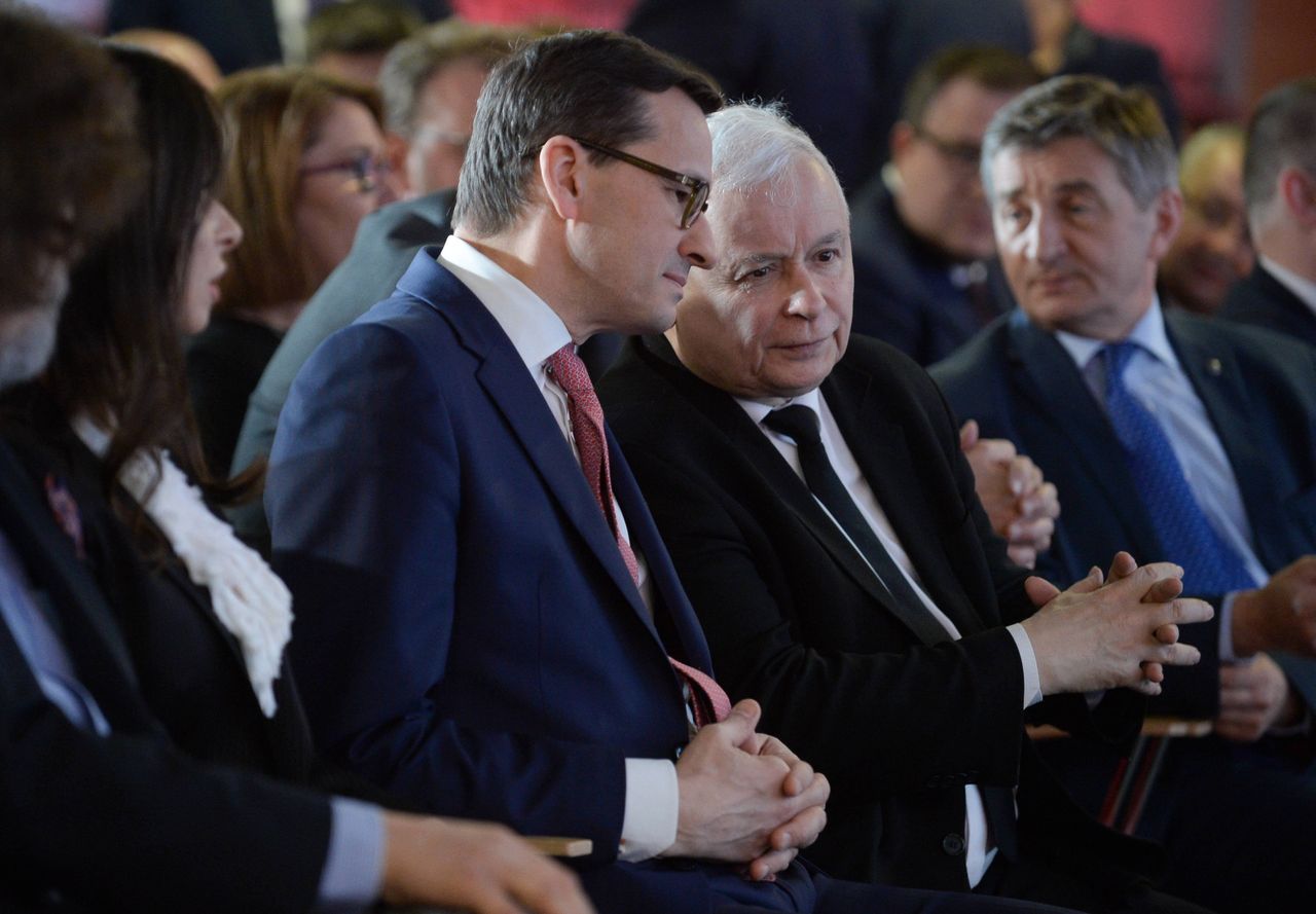 PiS z szansą na samodzielną władzę. Polacy stawiają na Kaczyńskiego