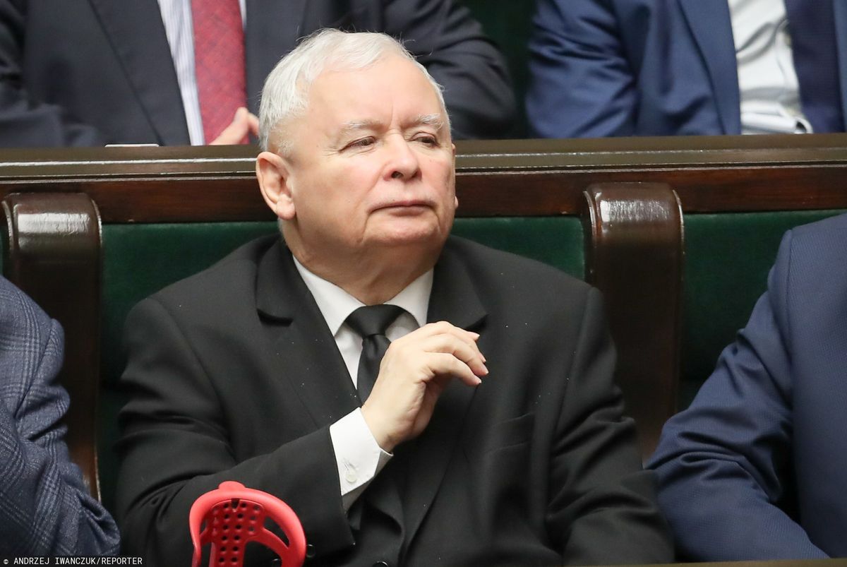 Jarosław Kaczyński miał zostać wyróżniony przez Litwinów. Odmówił