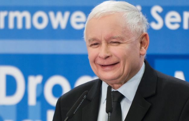Kaczyński żartuje z wyroku sądu ws. Morawieckiego