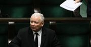 Osobliwe pogłoski o PiS. "Tablica z Sejmu rozwścieczyła Jarosława Kaczyńskiego"