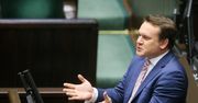 Dominik Tarczyński wbija szpile Schetynie. "Oni będą bronić Niemców, bo robią to od lat"