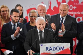 Płaca minimalna. Kaczyński o podwyżce: "Nie wierzcie, że to zabije biznesmenów"