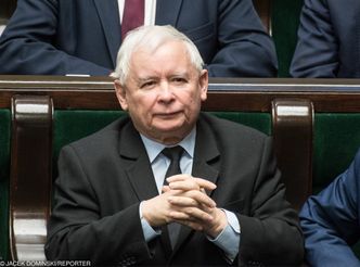 Jarosław Kaczyński skończył 70 lat. Swoją "trzynastą emeryturę" przeznaczył na cele charytatywne