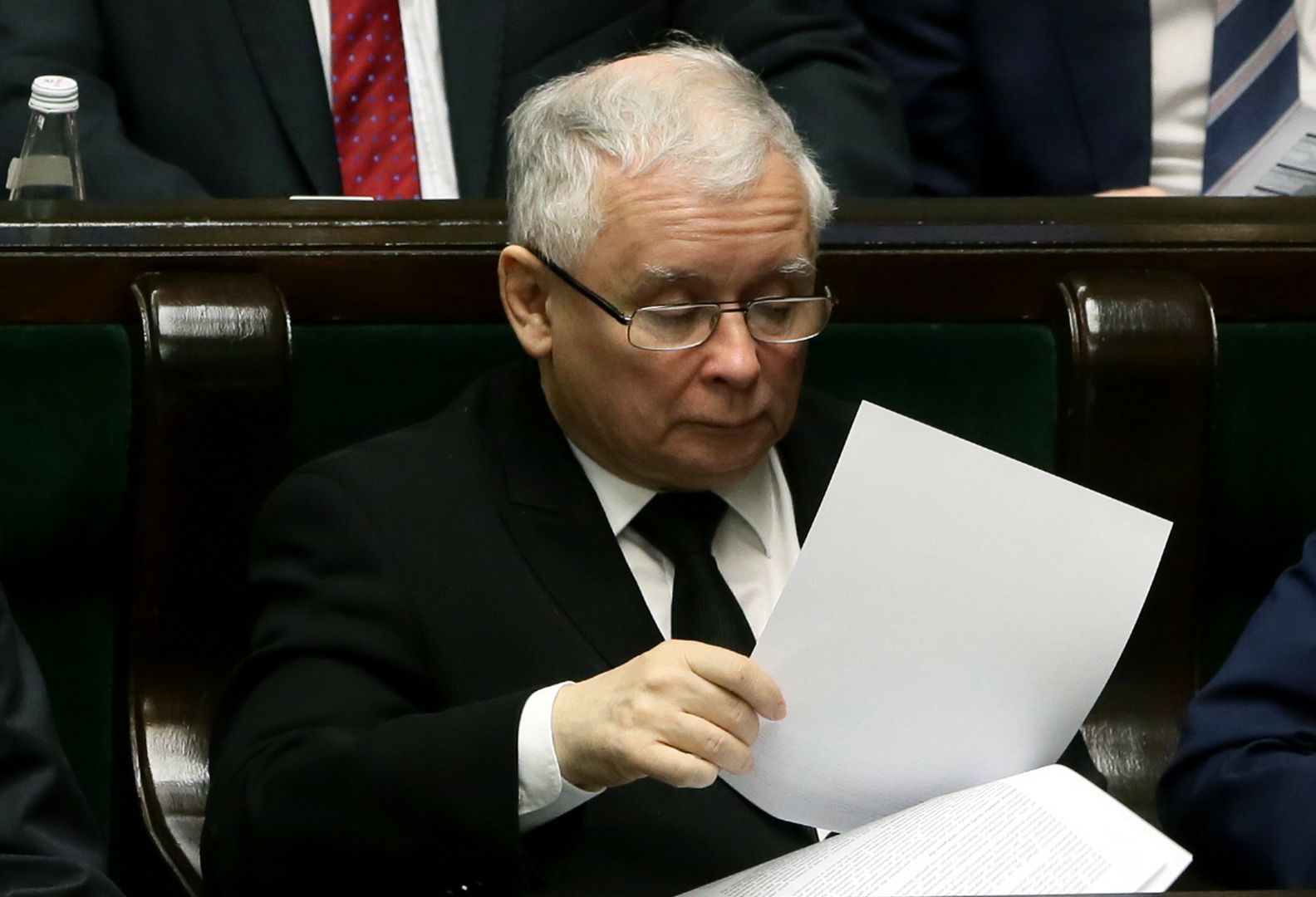 Nowy sondaż. PiS traci poparcie, ale nadal na przedzie