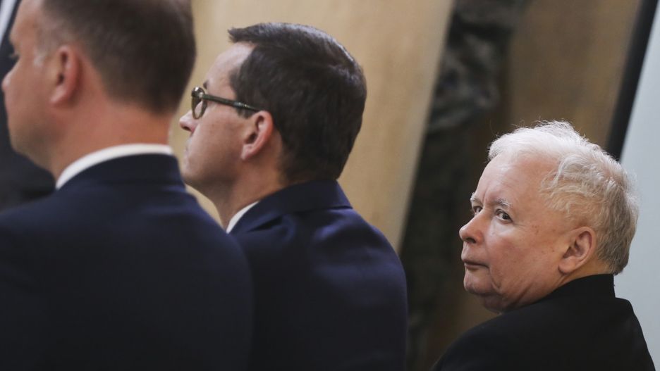 Andrzej Duda, Mateusz Morawiecki i Jarosław Kaczyński jako pierwsi zobaczą raport ws. reparacji wojennych od Niemiec