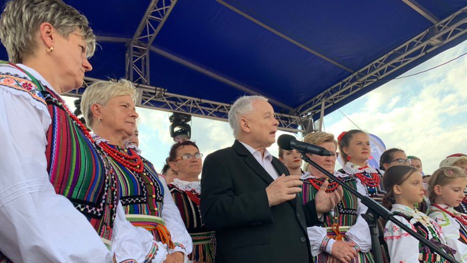 Prezes PiS Jarosław Kaczyński przemawiał podczas Pikniku Rodzinnego w miejscowości Miedzna Murowana