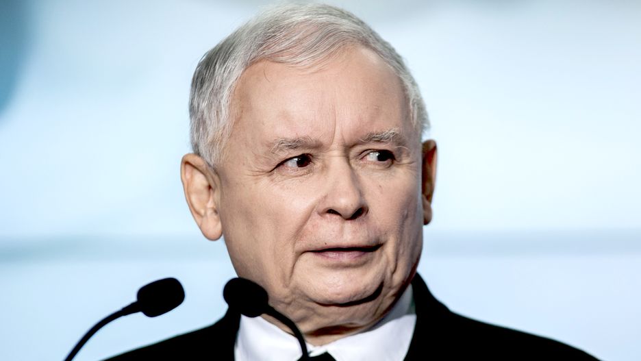 To reakcja na spadki PiS w sondażach 
