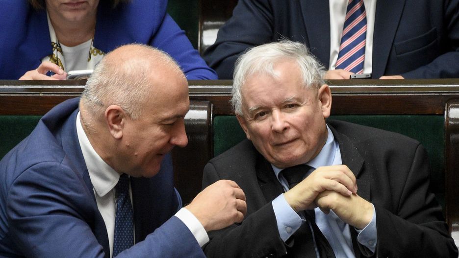 Szef MSWiA, Joachim Brudziński i prezes PiS, Jarosław Kaczyński.